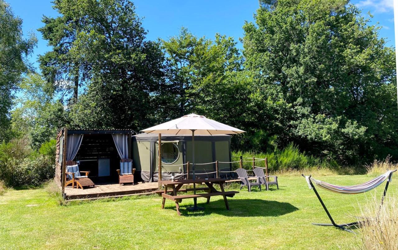 Hotel Yurt at Le Ranch Camping à Madranges Extérieur photo